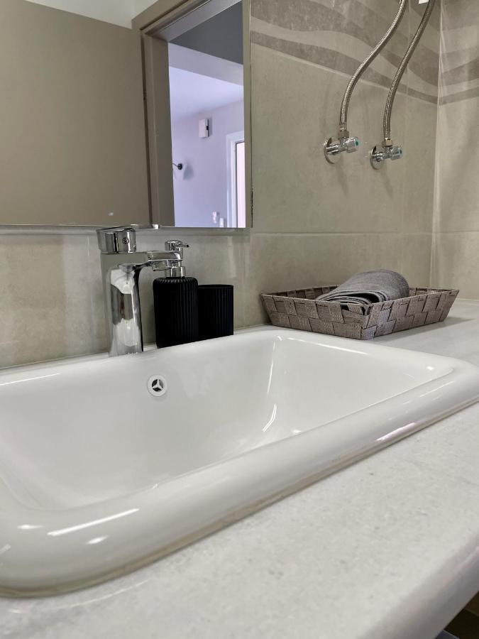 Arian Apartments อาร์กอสโตลี ภายนอก รูปภาพ