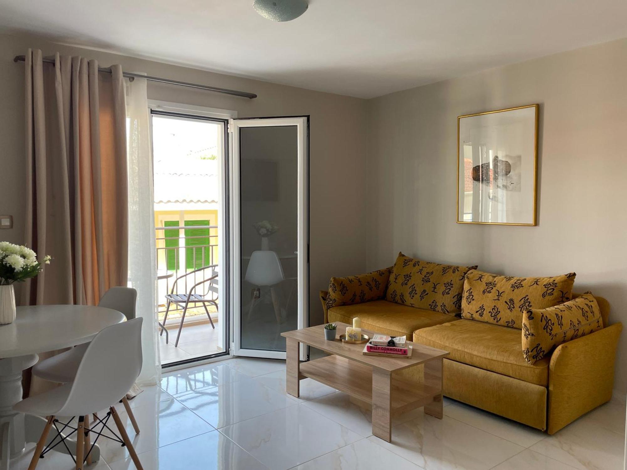 Arian Apartments อาร์กอสโตลี ภายนอก รูปภาพ